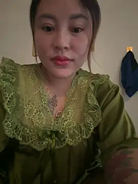 Lina-Naughty online show from 04-23-26, 06:03