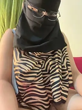 Snapshot of dilsheen_kaur_live chatting on 04-04-26, 04:48 dilsheen kaur live online show from 04-04-26, 04:48