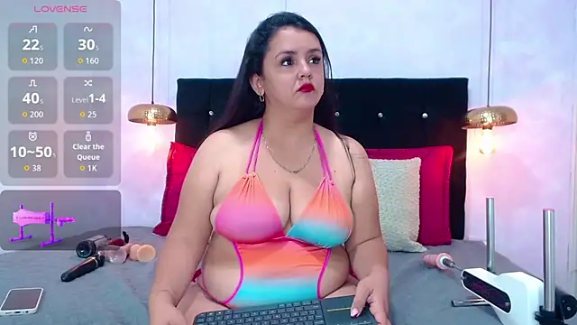 KeiraBrook online show from 04-06-26, 06:20