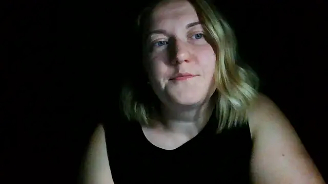 TinaKittyX online show from 05-15-26, 09:22