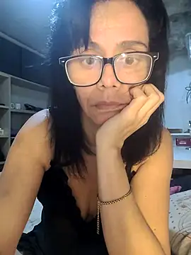 Snapshot of Cristotoza chatting on 06-17-26, 03:53 Cristotoza online show from 06-17-26, 03:53
