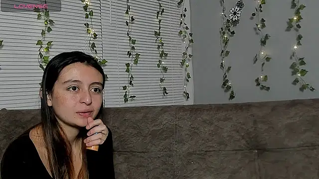 Lala fluffy online show from 07-11-26, 08:22