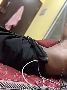 jiwoox online show from 04-25-26, 10:18