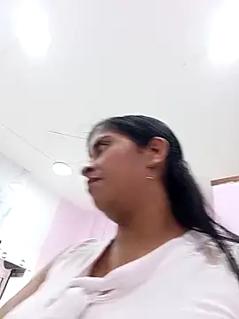 SofiaMendez1  online show from 04-21-26, 03:50