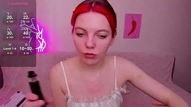 Snapshot of Marie_Reyess chatting on 05-02-26, 08:19 Marie Reyess online show from 05-02-26, 08:19