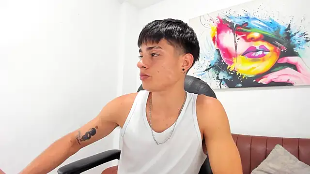 Thebestboyhot online show from 04-21-26, 07:14