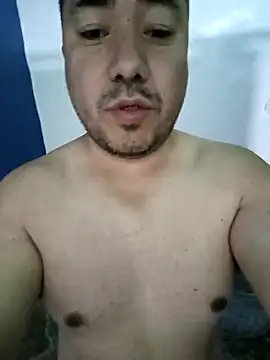 lobo caliente37 online show from 04-12-26, 02:22