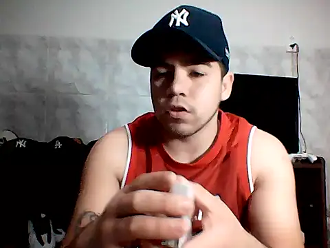 Snapshot of RMRICON chatting on 07-22-26, 01:30 RMRICON online show from 07-22-26, 01:30