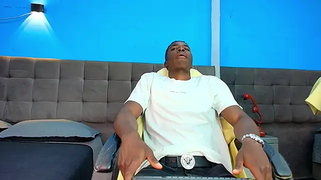 Snapshot of JeanDantte chatting on 05-15-26, 08:27 JeanDantte online show from 05-15-26, 08:27