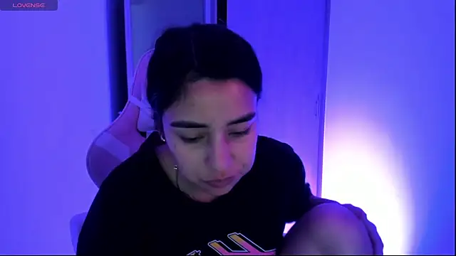 ISABELFORYOU03 online show from 04-17-26, 10:57