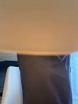 latinacaro- online show from 04-25-26, 07:33