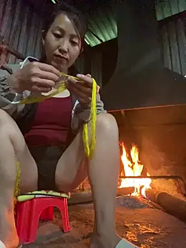 Huonglyna online show from 04-26-26, 02:53