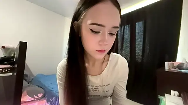 Adeline star online show from 04-17-26, 08:39