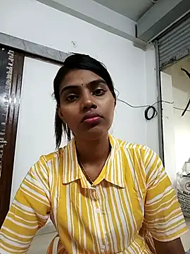 Snapshot of your_darling577 chatting on 04-04-26, 08:23 your darling577 online show from 04-04-26, 08:23