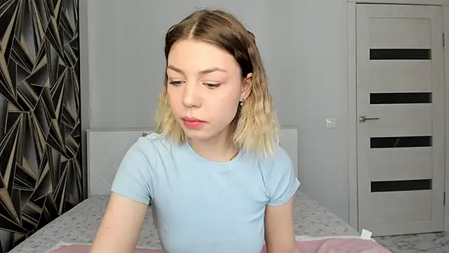 Snapshot of uma_like chatting on 04-21-26, 09:04 uma like online show from 04-21-26, 09:04
