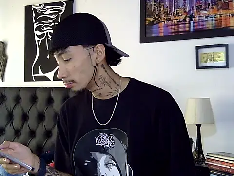 pippe hot22 online show from 04-08-26, 04:07