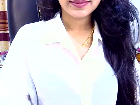 Snapshot of Noor_Zarin chatting on 05-26-26, 06:42 Noor Zarin online show from 05-26-26, 06:42