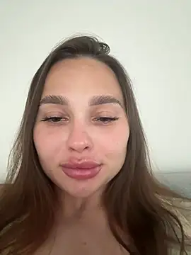 Snapshot of MonikaLoveXx chatting on 06-20-26, 01:14 MonikaLoveXx online show from 06-20-26, 01:14