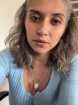 Isabella varella- online show from 05-21-26, 03:08