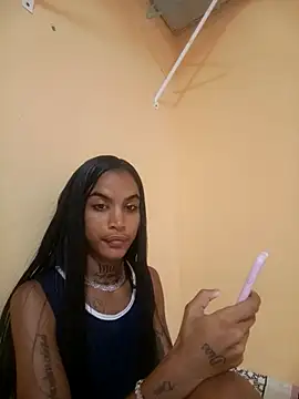 La ReynaZendeya online show from 04-02-26, 11:57