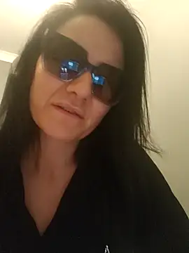 sara 41 online show from 04-06-26, 06:31