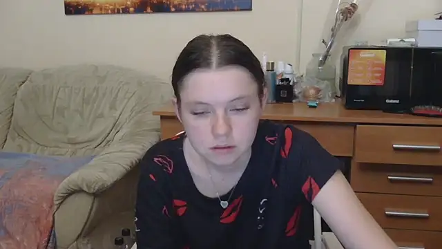 Snapshot of JessicaHolland1 chatting on 05-21-26, 07:10 JessicaHolland1 online show from 05-21-26, 07:10