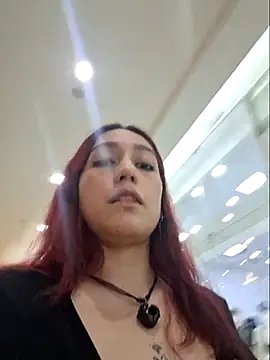 Snapshot of Ayleeen25 chatting on 04-05-26, 10:29 Ayleeen25 online show from 04-05-26, 10:29