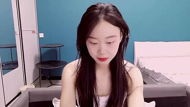 Snapshot of ZHJKS9988 chatting on 04-28-26, 02:27 ZHJKS9988 online show from 04-28-26, 02:27