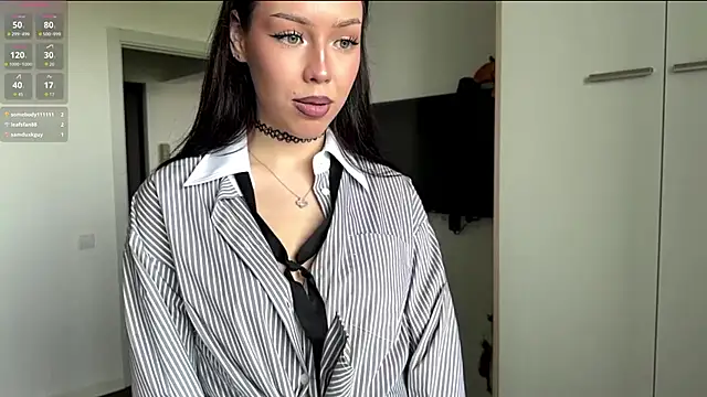 Snapshot of PalmiraJaussen chatting on 05-13-26, 07:06 PalmiraJaussen online show from 05-13-26, 07:06