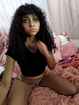 Snapshot of mia_hart chatting on 06-19-26, 03:11 mia hart online show from 06-19-26, 03:11