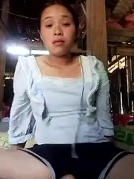 Snapshot of Liss-mimi chatting on 06-14-26, 06:15 Liss-mimi online show from 06-14-26, 06:15
