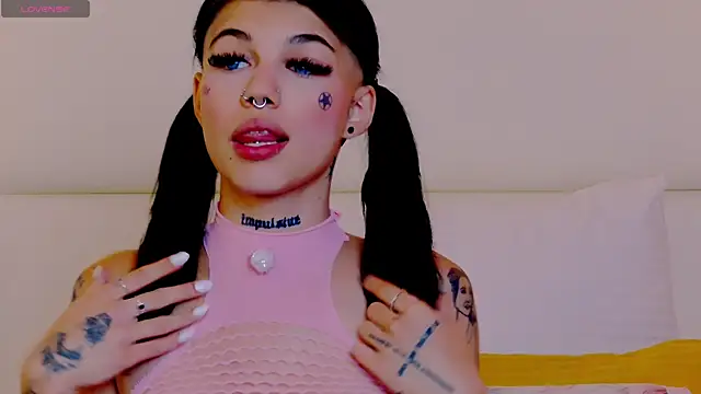 YasminnStorm online show from 07-06-26, 04:31