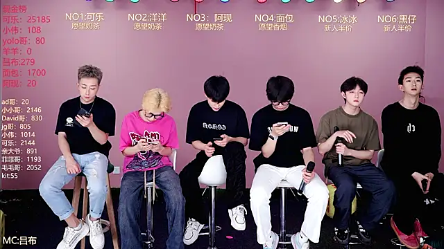 w-lucky02 online show from 04-13-26, 07:36