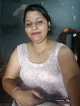 Snapshot of Riyashrma001 chatting on 04-25-26, 06:38 Riyashrma001 online show from 04-25-26, 06:38