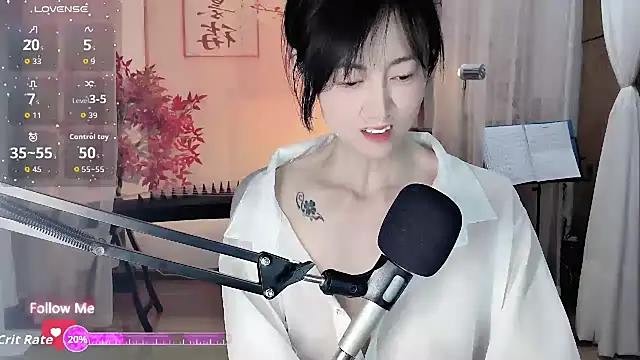 Snapshot of noomi-1111 chatting on 05-07-26, 11:59 noomi-1111 online show from 05-07-26, 11:59