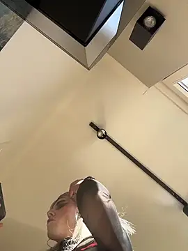 michelle310 online show from 04-30-26, 03:07