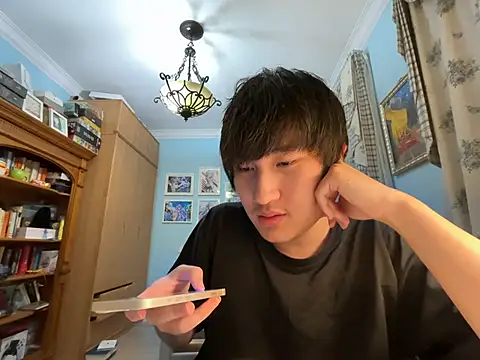 Snapshot of HegelDeSpinoza chatting on 04-04-26, 03:42 HegelDeSpinoza online show from 04-04-26, 03:42