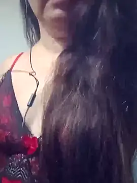 Snapshot of Luaantos chatting on 04-05-26, 02:09 Luaantos online show from 04-05-26, 02:09