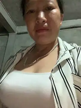 candy-beo online show from 05-23-26, 12:20
