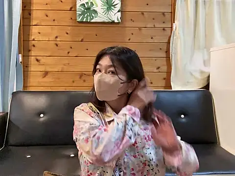 lemonade madame online show from 04-18-26, 12:36
