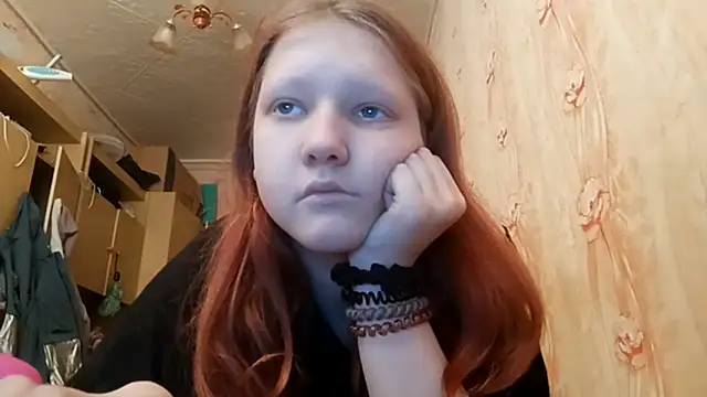Snapshot of BirgitKamal chatting on 05-20-26, 10:10 BirgitKamal online show from 05-20-26, 10:10