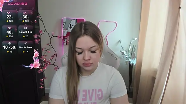AmeliePeach online show from 05-26-26, 02:29
