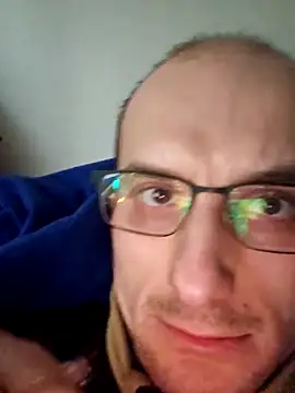 Snapshot of UpbeatXiphias chatting on 04-09-26, 03:39 UpbeatXiphias online show from 04-09-26, 03:39