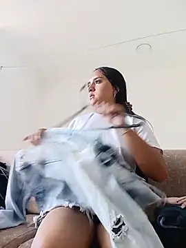 Valentina Narvaez online show from 07-07-26, 03:49