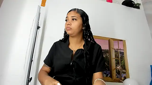 EllyBloom online show from 06-06-26, 01:16