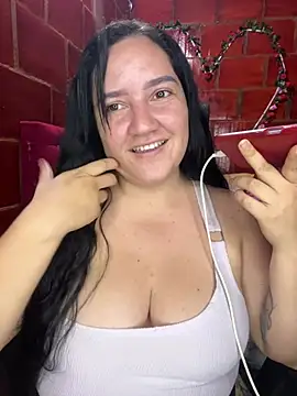 Snapshot of Fresita-12 chatting on 06-25-26, 05:12 Fresita-12 online show from 06-25-26, 05:12