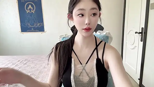 Snapshot of 12eio chatting on 05-02-26, 04:17 12eio online show from 05-02-26, 04:17