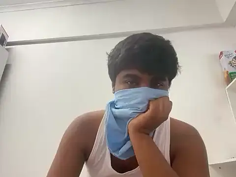 gree12ak online show from 04-06-26, 05:52