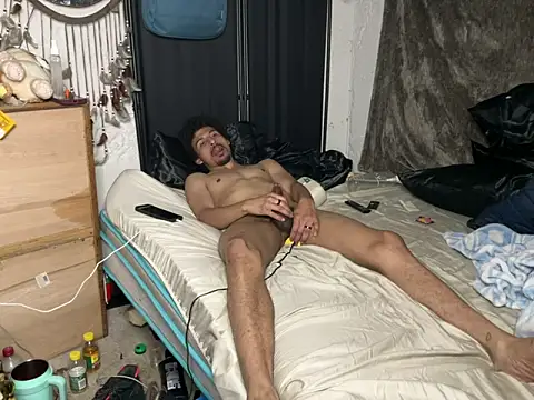 TayThan69 online show from 06-08-26, 04:07