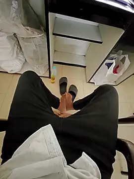 Snapshot of doggy69-dog chatting on 04-07-26, 10:15 doggy69-dog online show from 04-07-26, 10:15